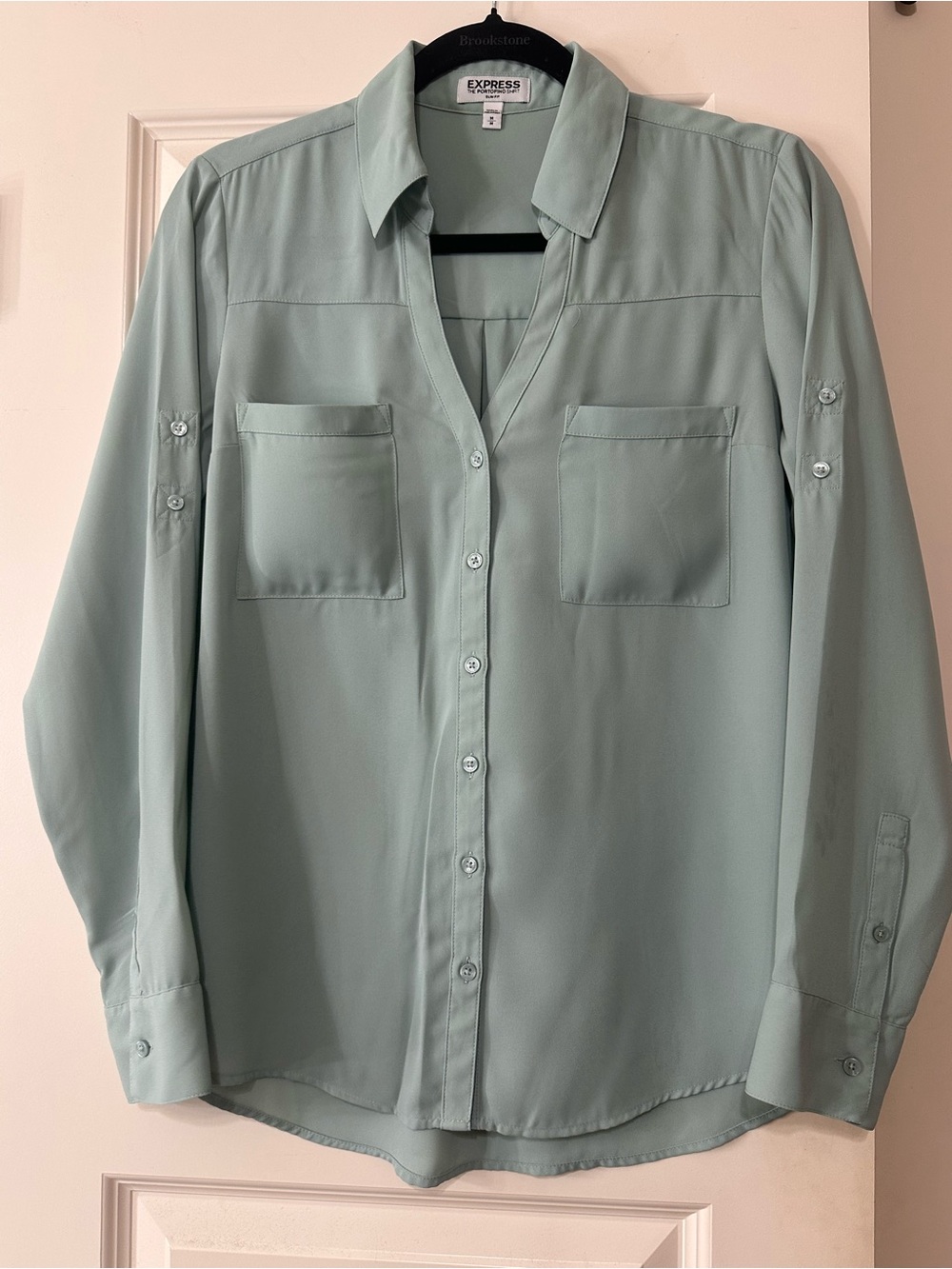 Women's Express Mint Button-Front Blouse - Picture 2 of 4
